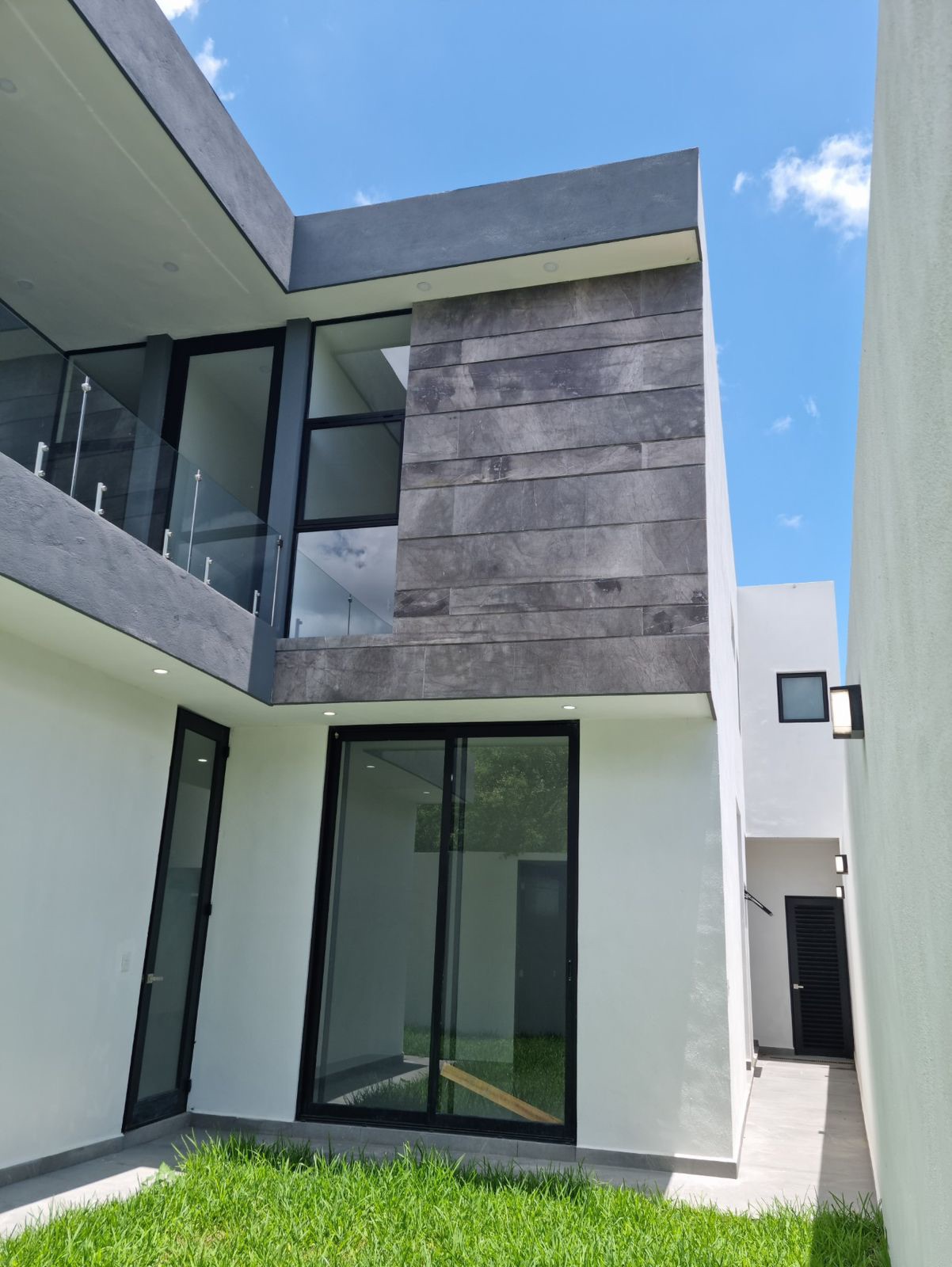 Casa nueva en venta · Aysso Carretera Nacional 2