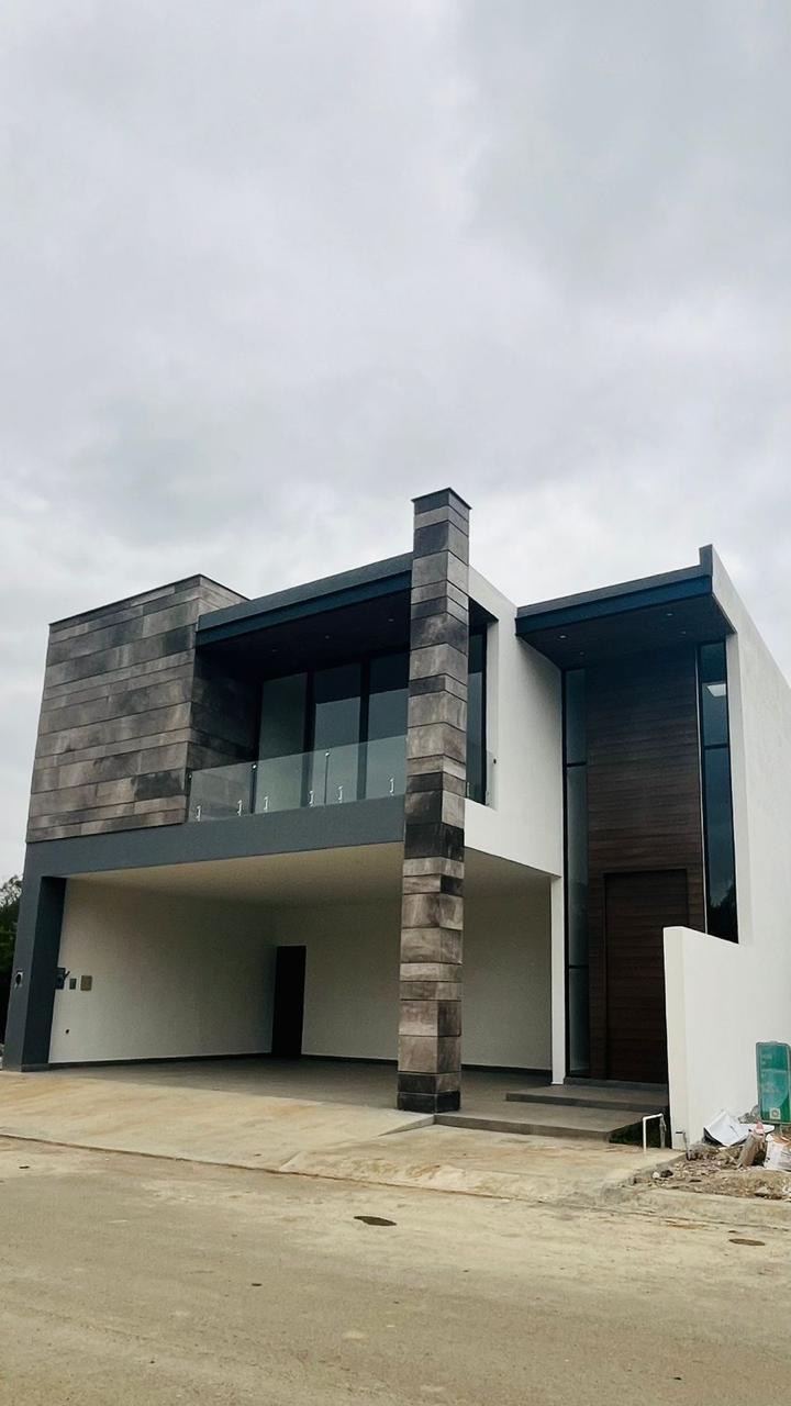 Casa nueva en venta · Aysso Carretera Nacional 3