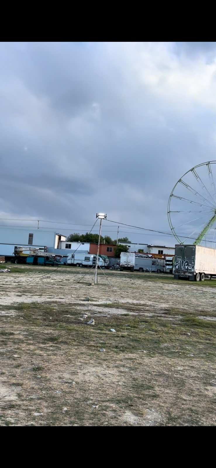 Lote 11,300 m² uso mixto · Cadereyta 3