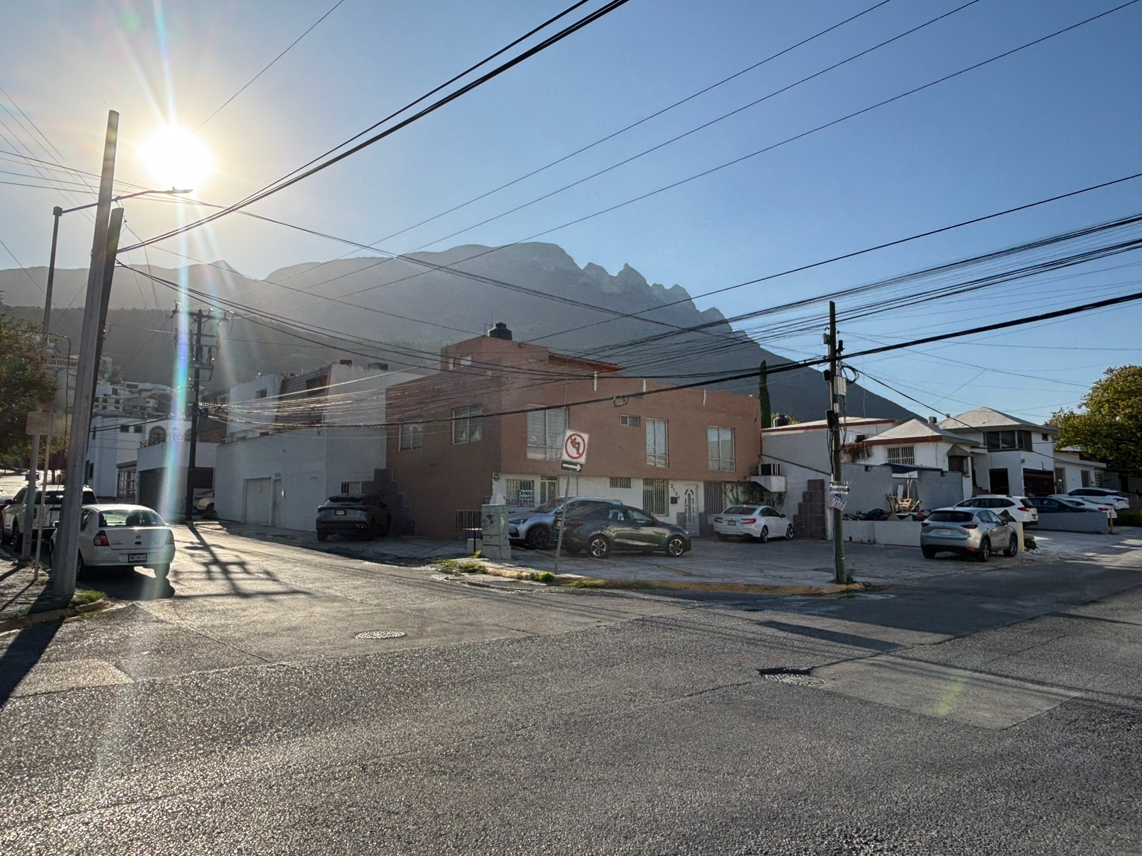 Oficinas en venta · Cumbres 2 Sector 1