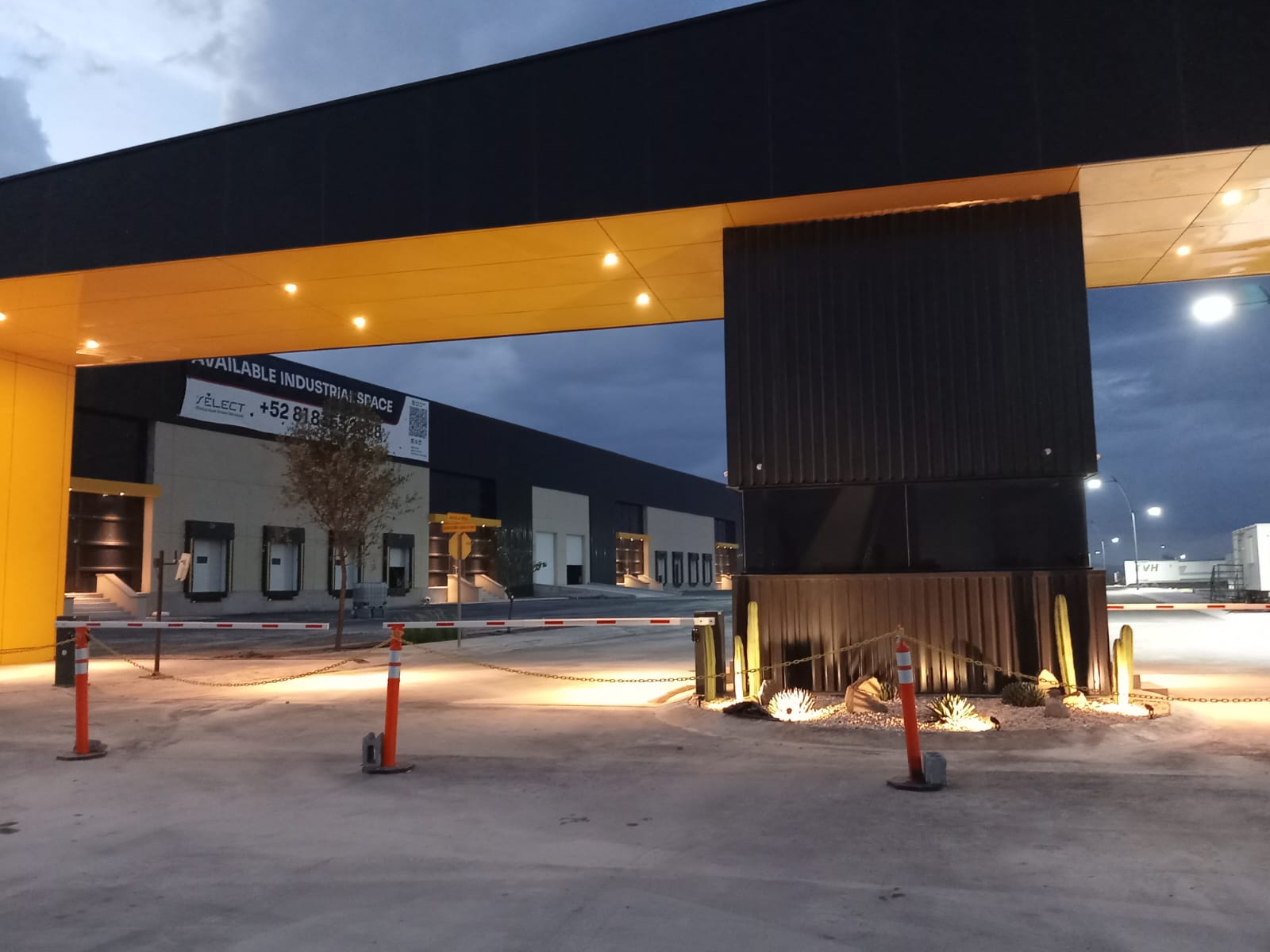 Bodegas en venta/renta · Parque Industrial El Águila 2