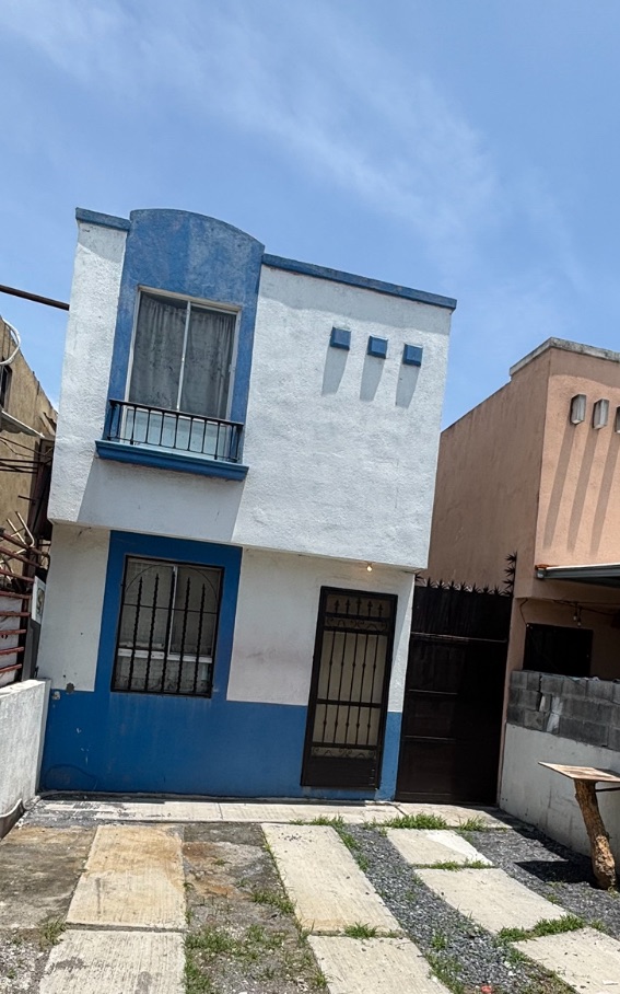 Casa en venta · Col. Quinta las Sabinas 2
